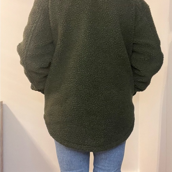 American Eagle fleece jacket - Picture 3 of 3